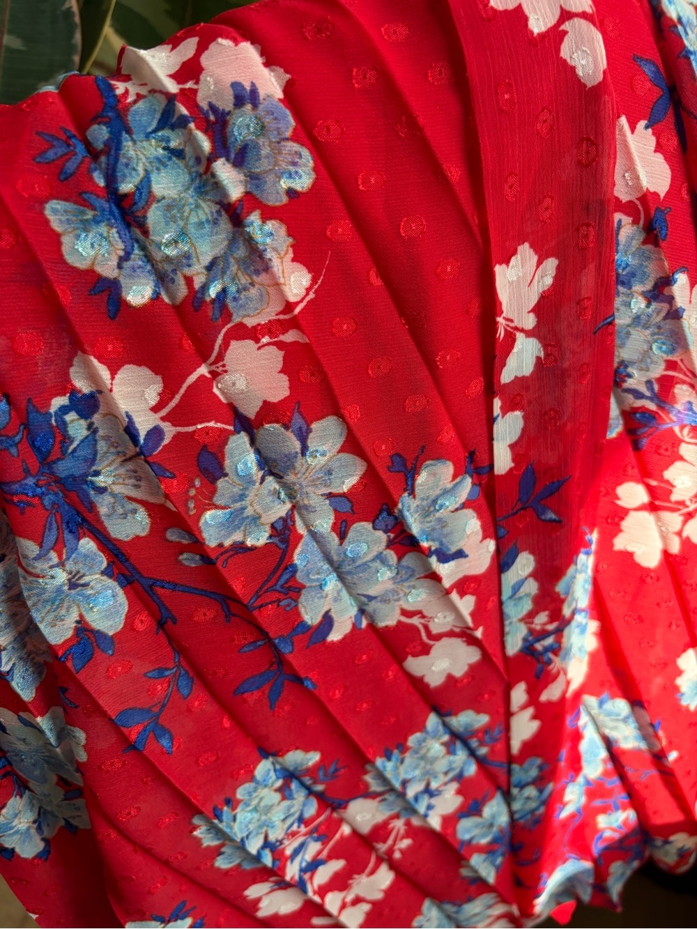 Premier Amour Red Blue Floral Pleated Midi Dress Belted Size 8 - Picture 9 of 10